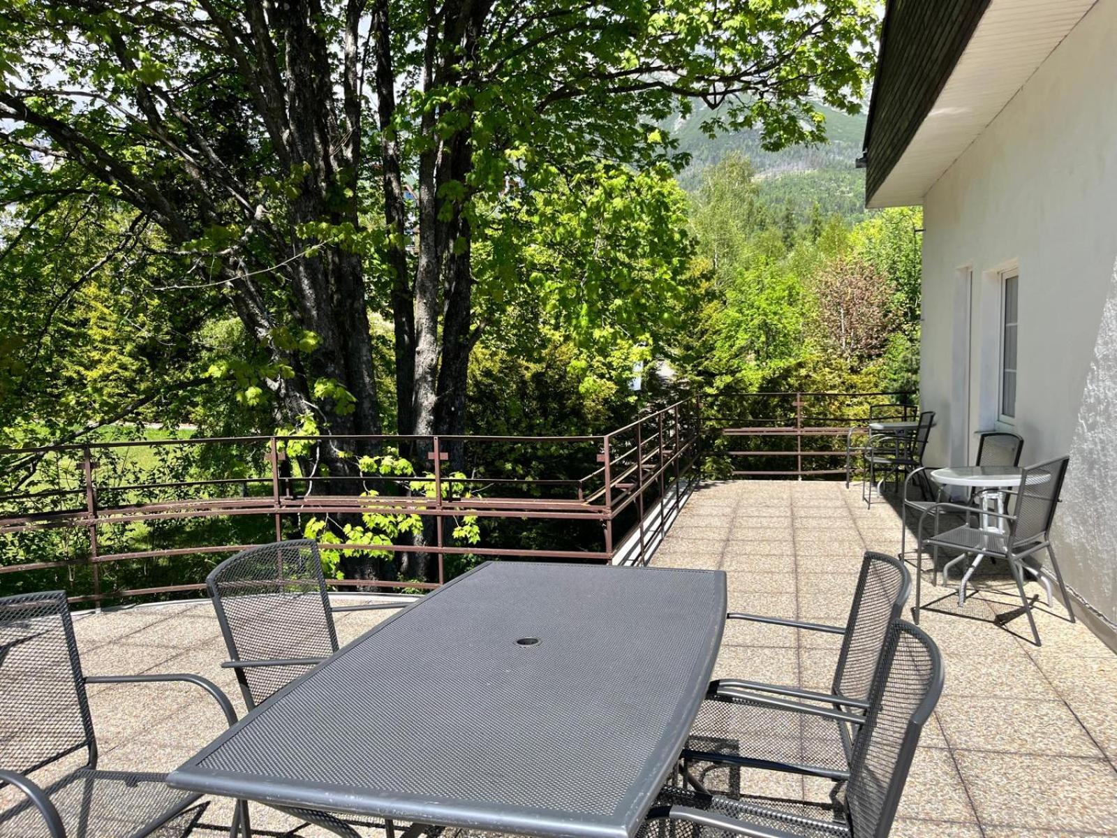 Penzion Villa Gerlach Vysoké Tatry Exterior foto